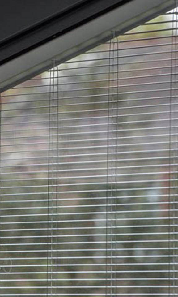 balancing privacy and natural light 1