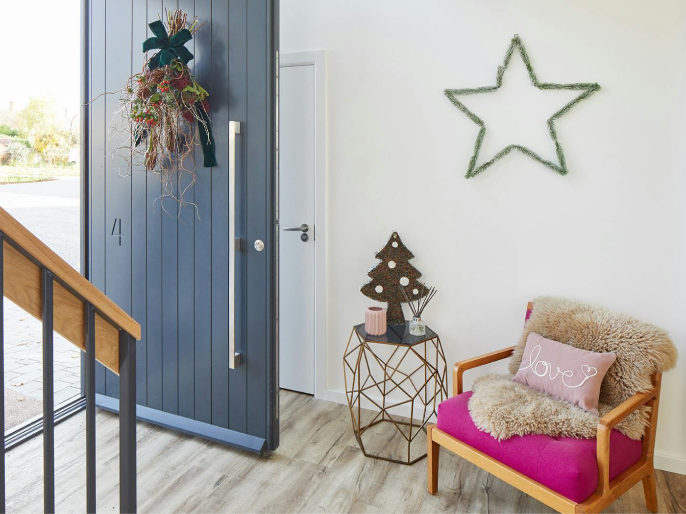 Landscape wreath and hallway