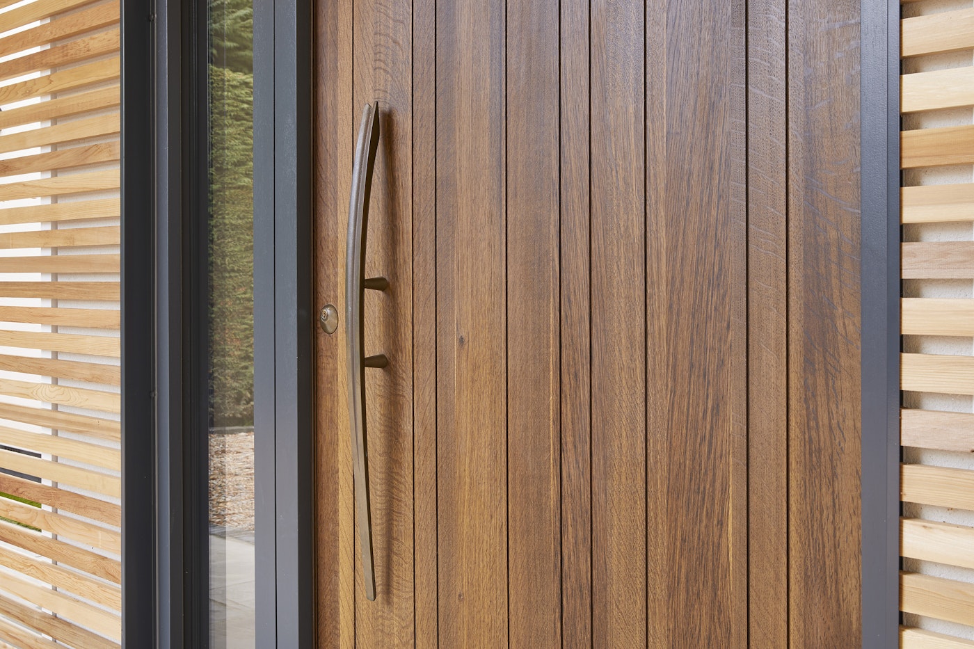 CHOOSING FRONT DOOR HANDLES: 3 IMPORTANT CONSIDERATIONS - Parkwood