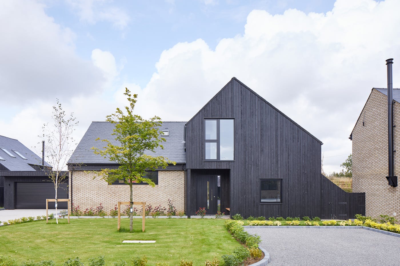 And while this house uses mixed materials, the entrance is dominated by the charred cladding and matching door