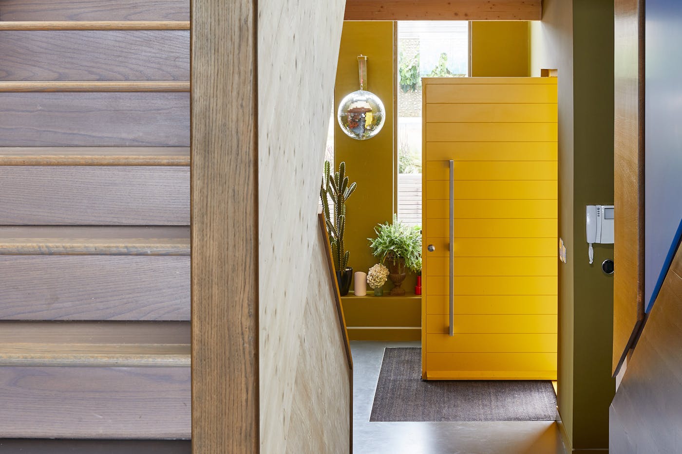 Parma front door | RAL | Pivot | Urban Front