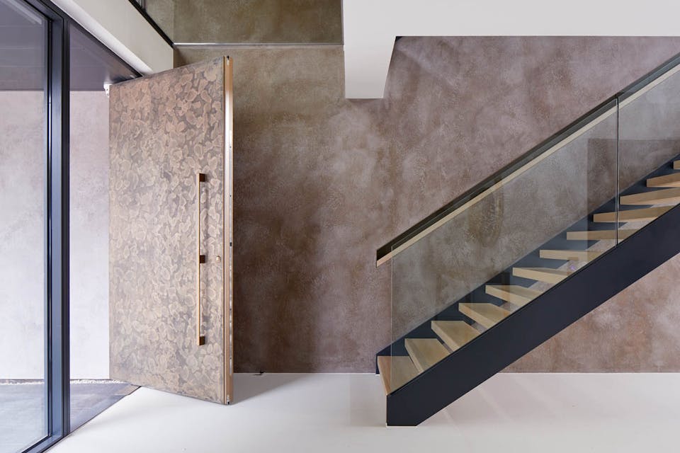 Bronze ref. 101: This metallic finish in the "Raw" design lends itself to so many house styles both traditional & contemporary