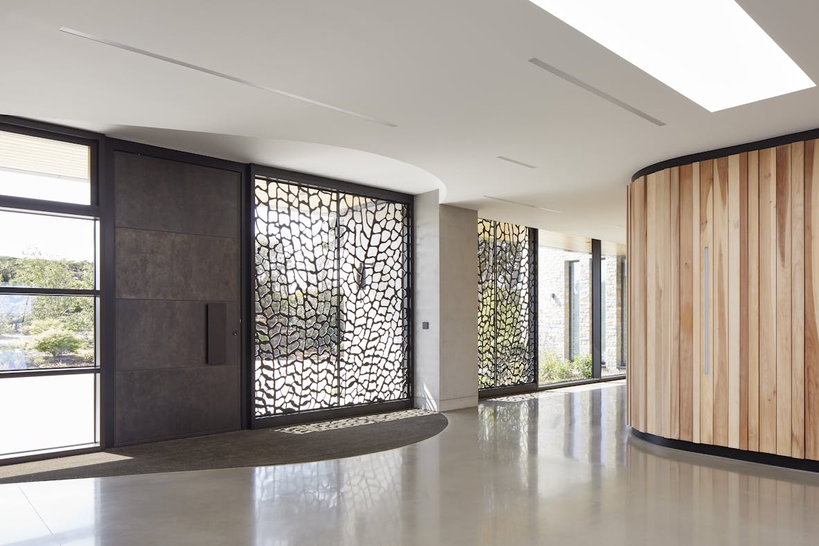The design on this door is our "Parma Special" which features 4 horizontal panels