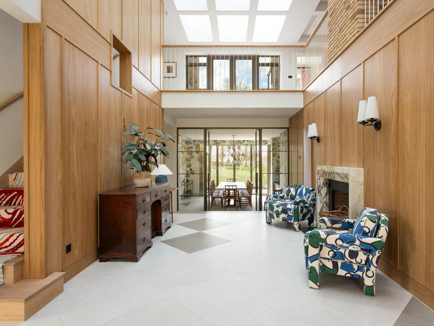 Hallway facing dining room