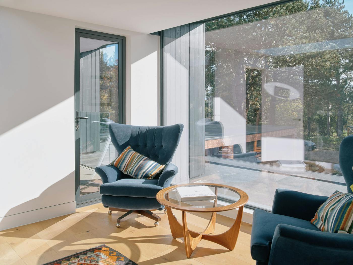 Armchairs and coffee table Sandbox