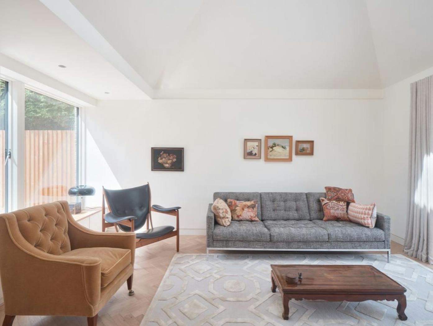 Mole architects Porto Passiv door in oak urban front 1