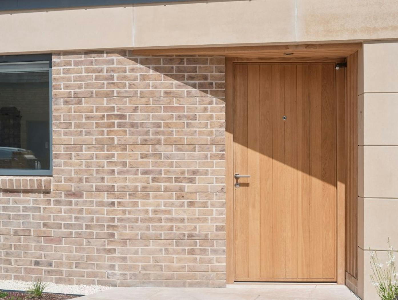 Mole architects Porto Passiv door in oak urban front 8