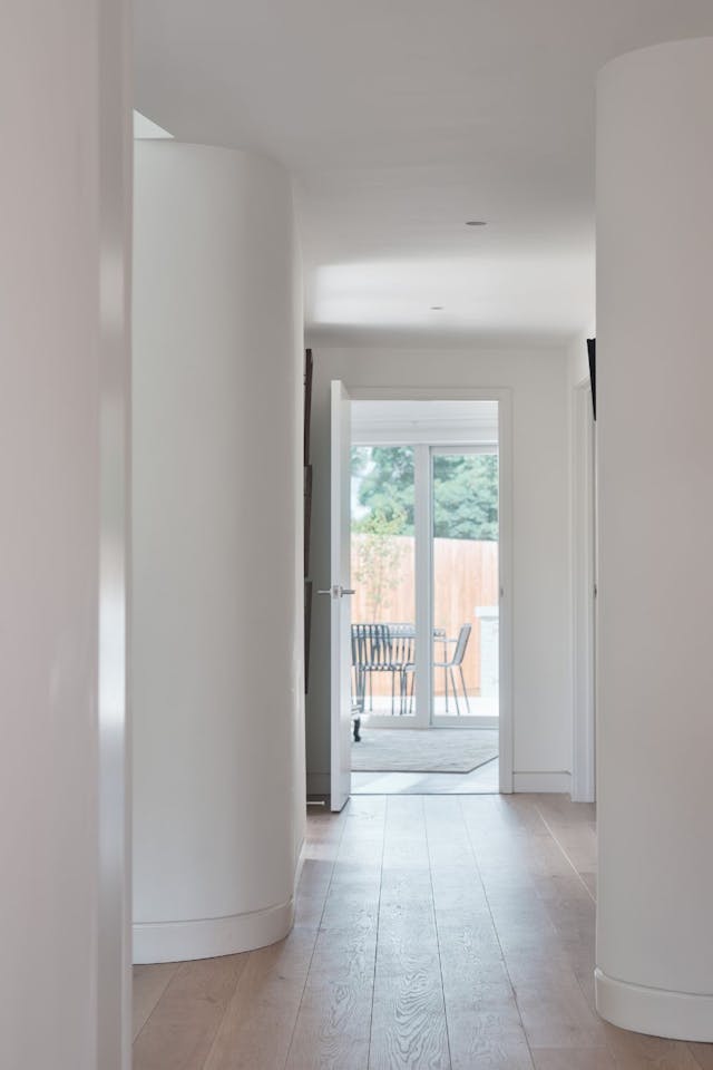 Porto Passive portrait urban front 1