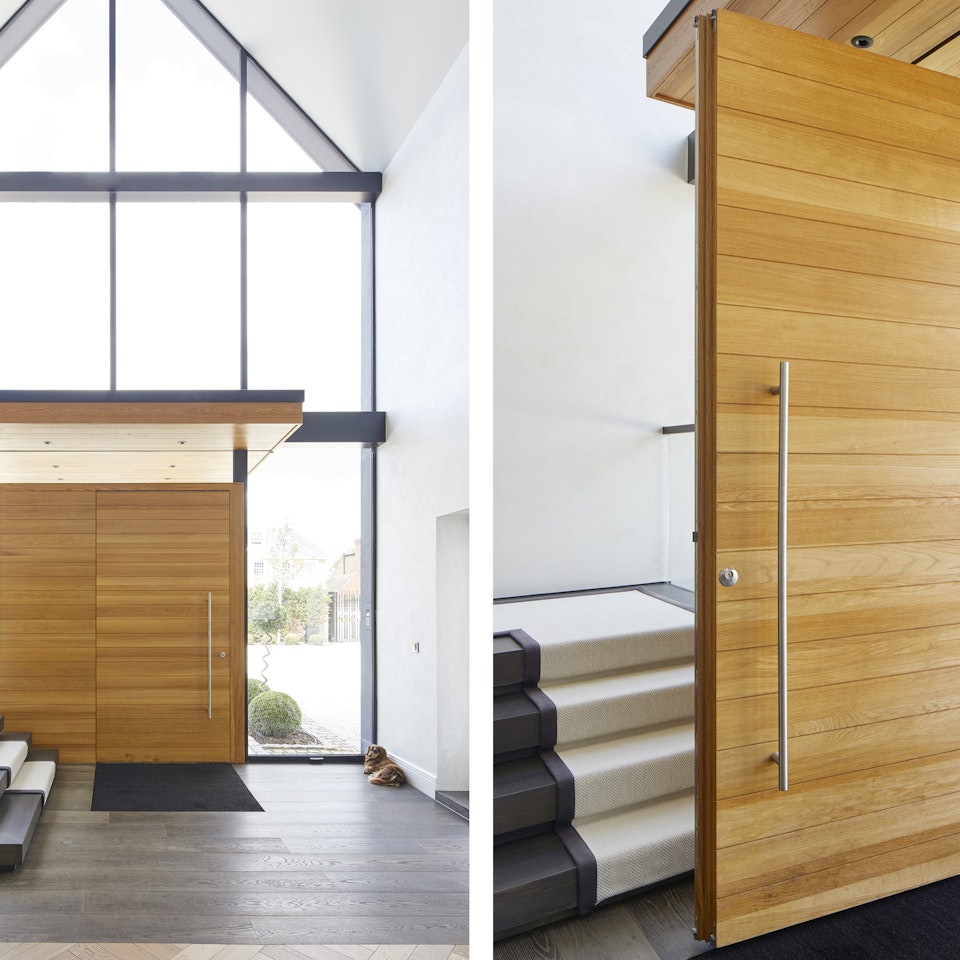 The glass allows the hall to be flooded with light, the door is fitted with an option 8 handle