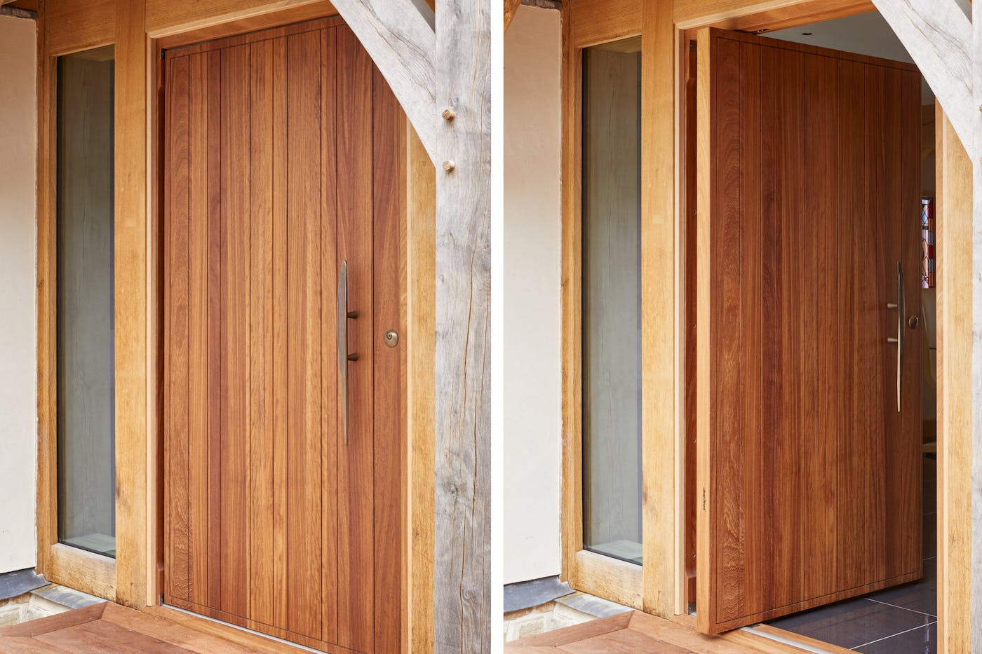 This Rondo V front door features a pivot opening