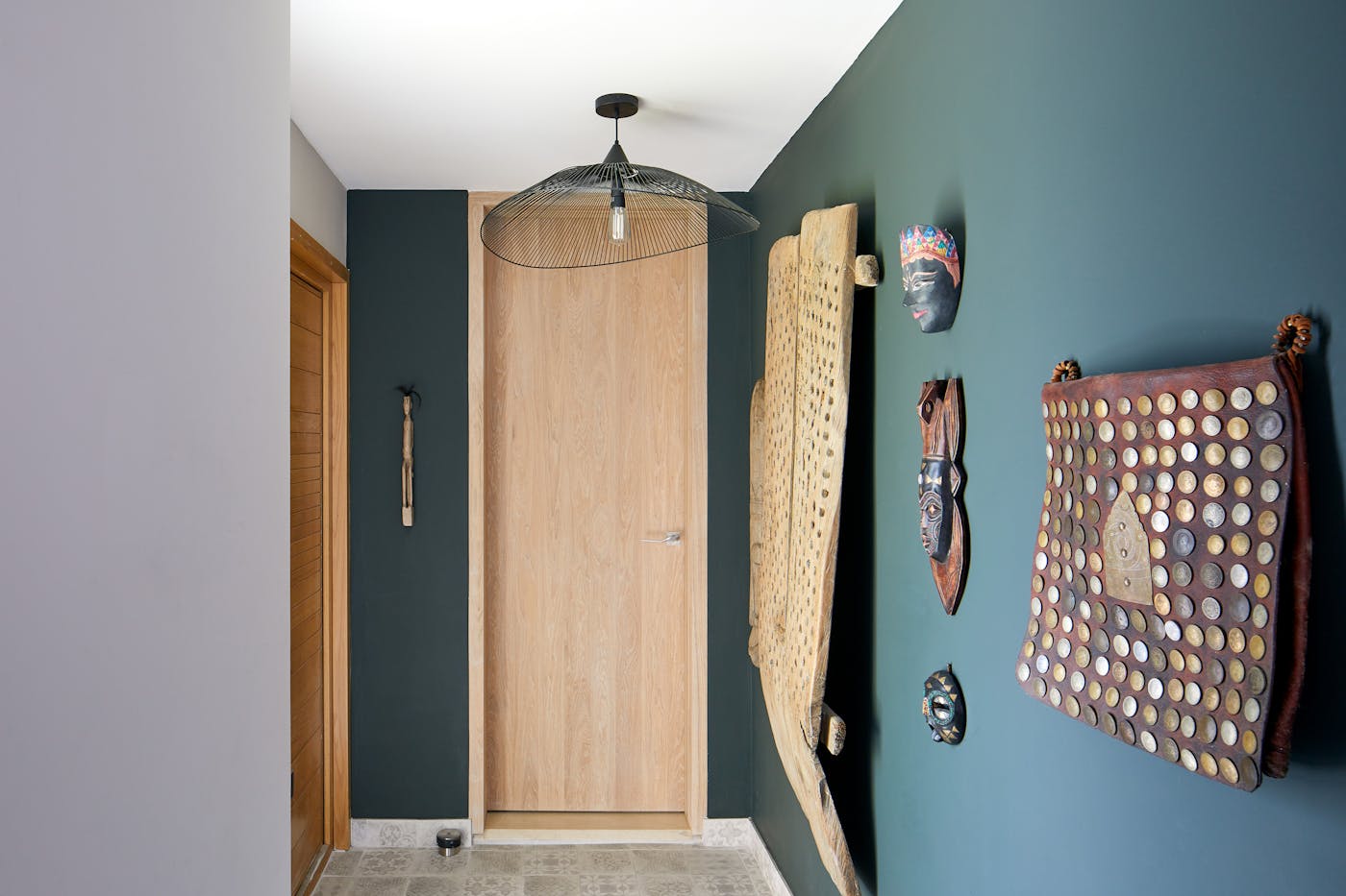 Inside downstairs are an abundance of statement, full height oak internal doors finished in white oil