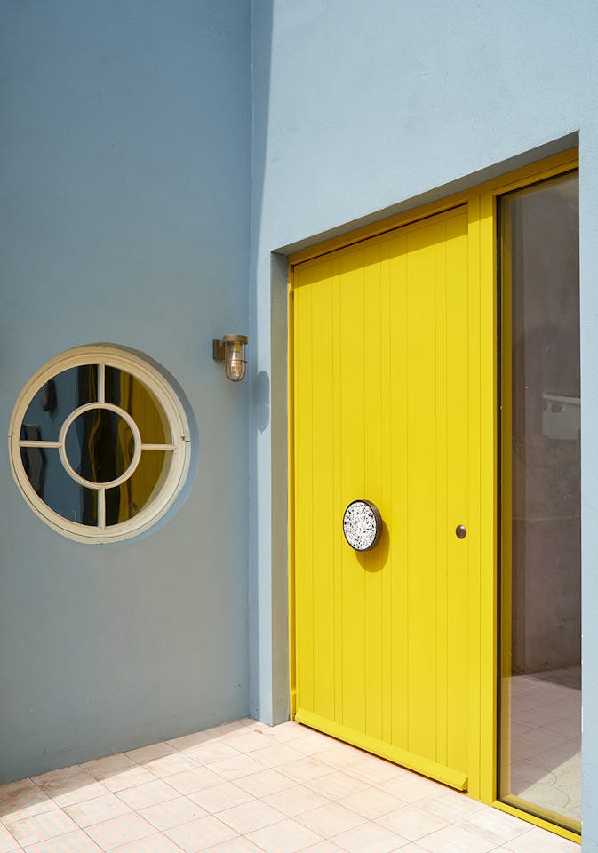 smurfhouse urbanfront-013 CS