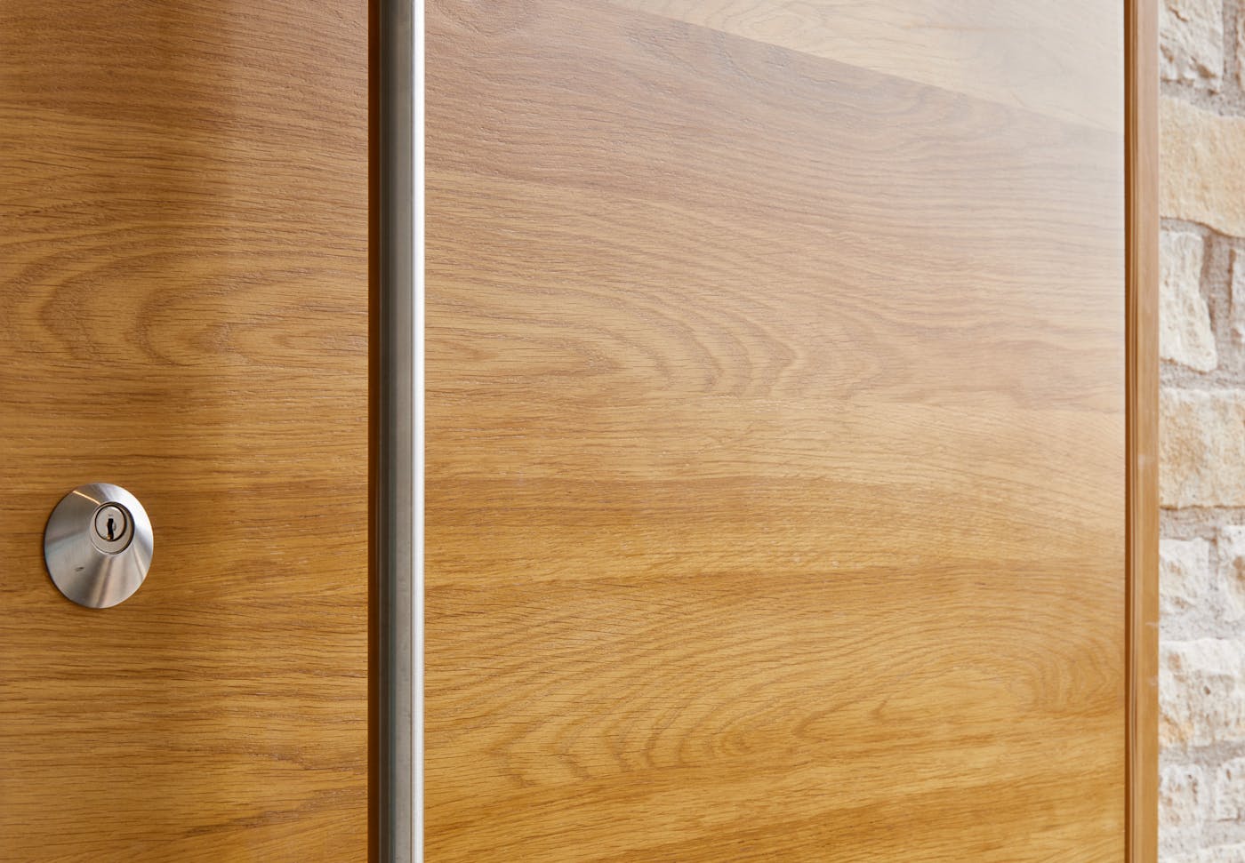 raw design | european oak | option 13 handle