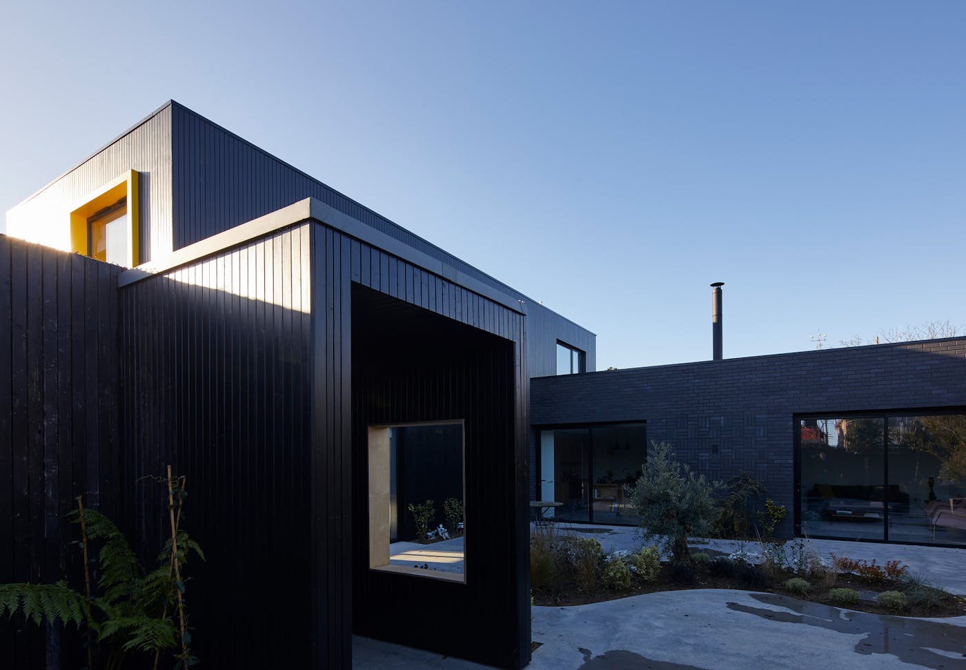 urbanfront development tgyellowdoor 5