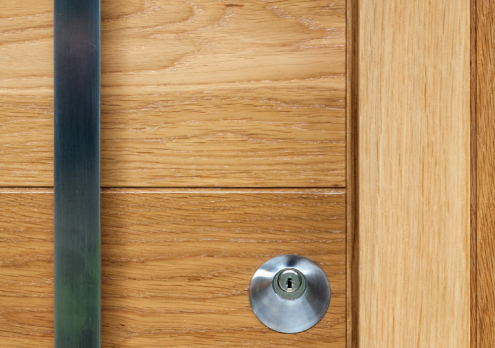 maintain lacquered wood door
