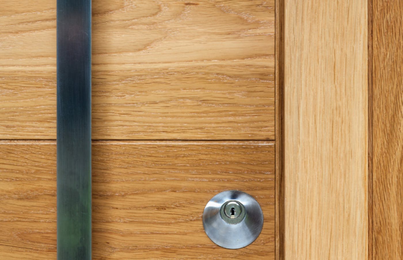 maintain lacquered wood door