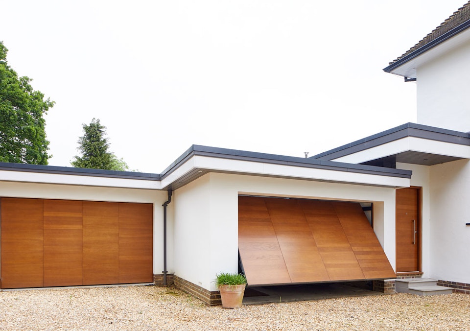Up and over garage doors | Double facing | Urban Front