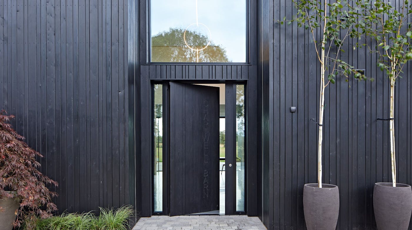 Pivot doors urban front 40