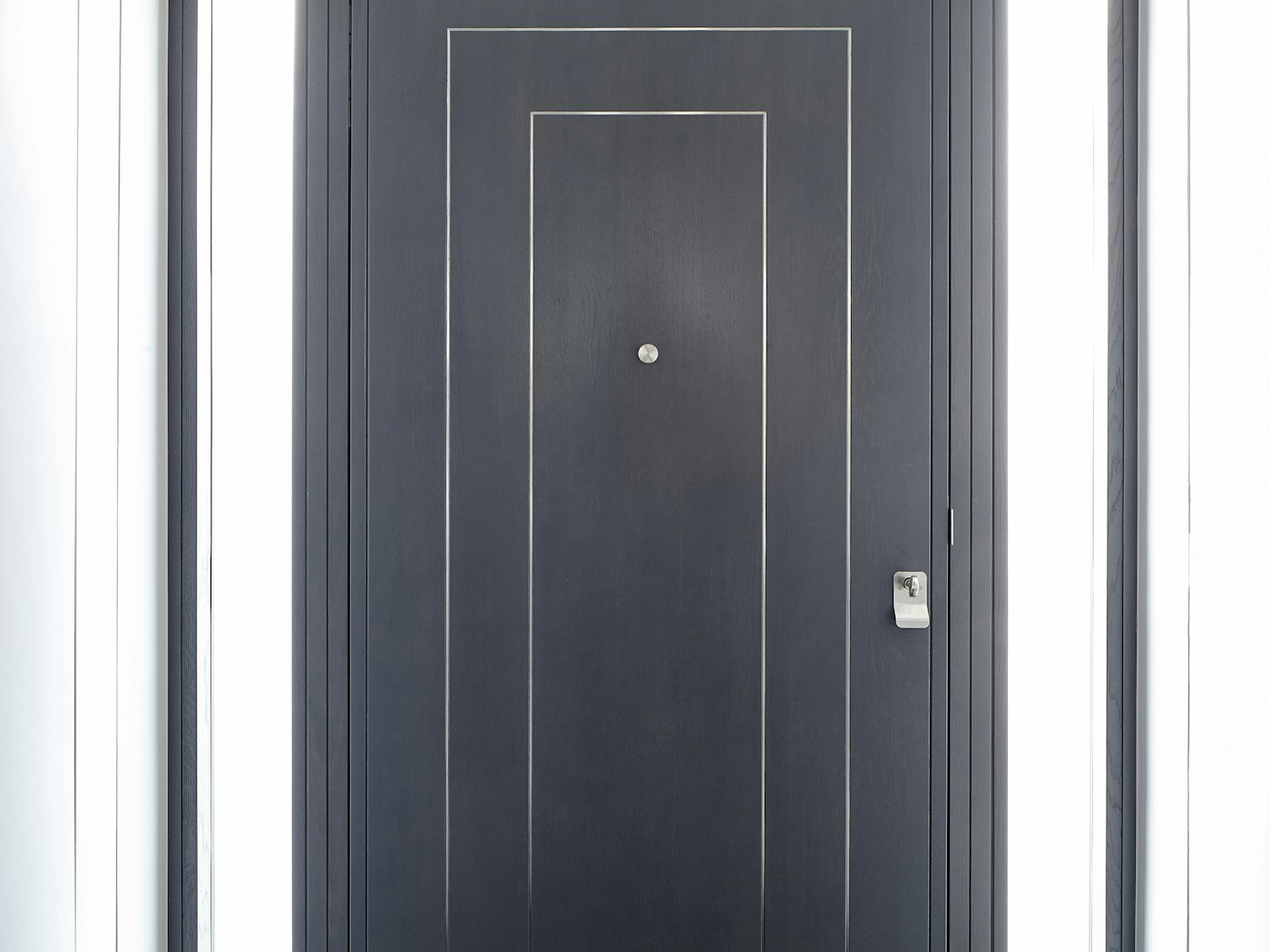 form V front door in grey