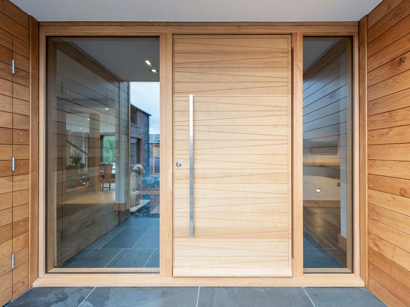 Oak wood | Sidelights (glass panels) | Milano front door