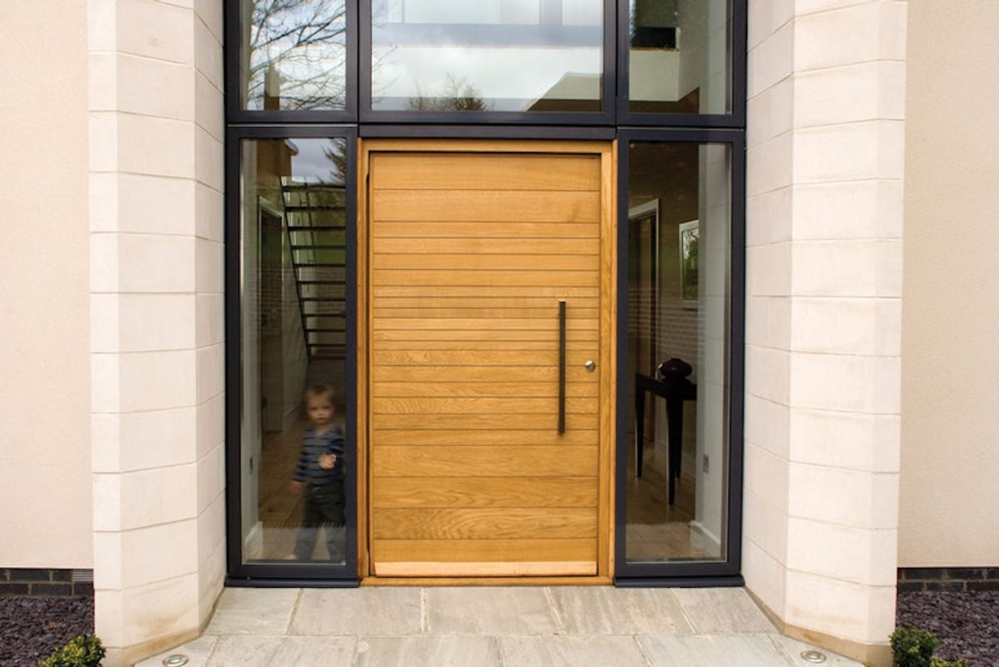 Neo Front Door | European Oak | Option 11 handle