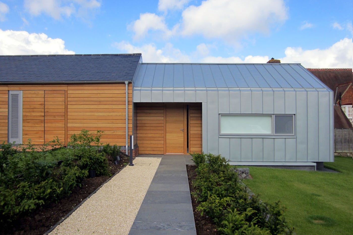 Oak wood | Matching side panels | Parma front door