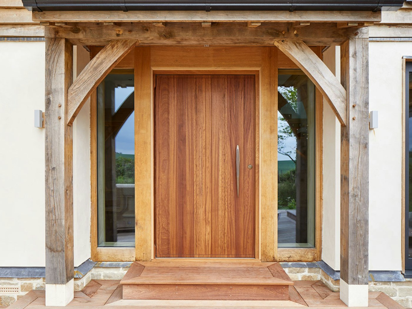 This Rondo V was also chosen in iroko wood to complement a lighter timber-framed oak build