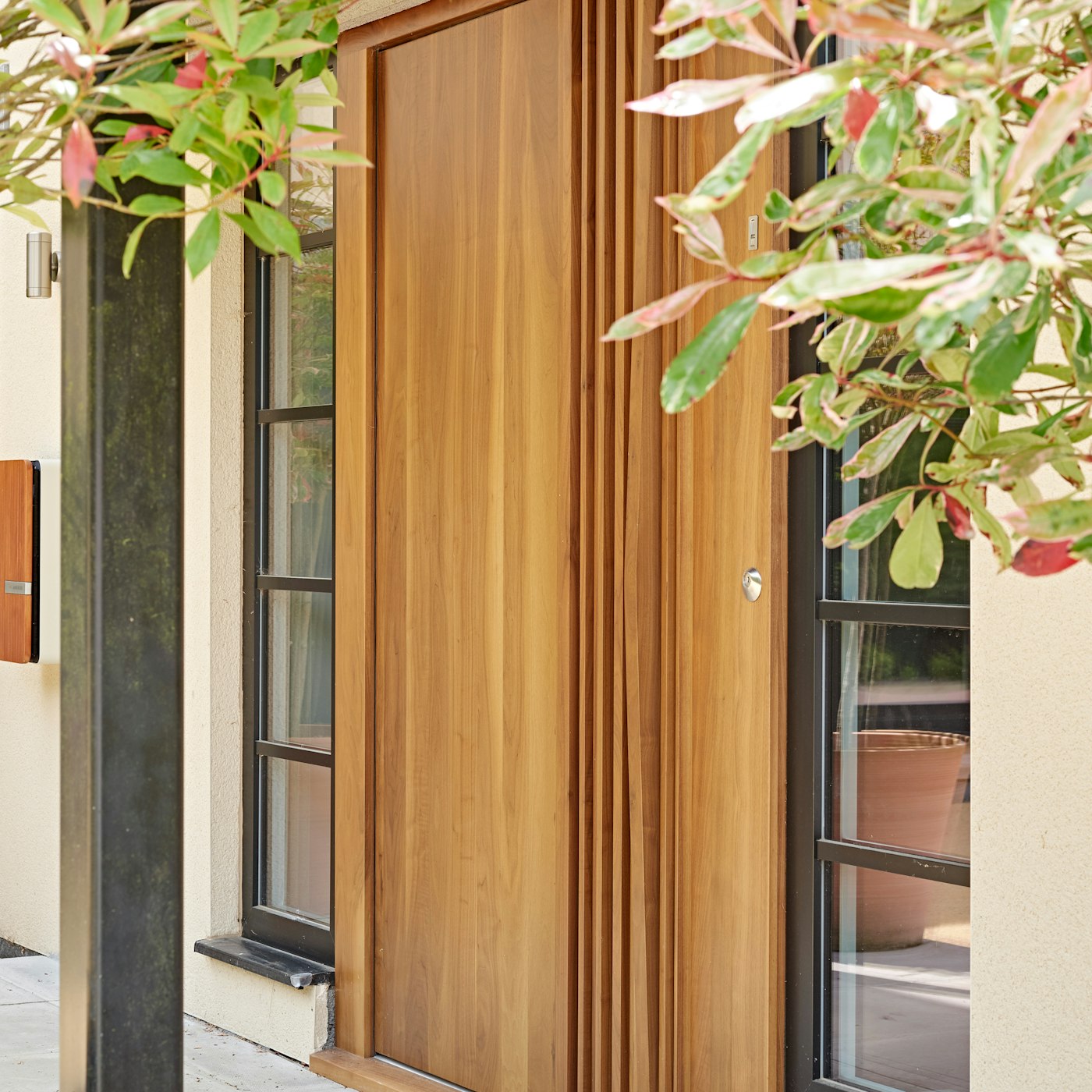 wooden bari handle on door